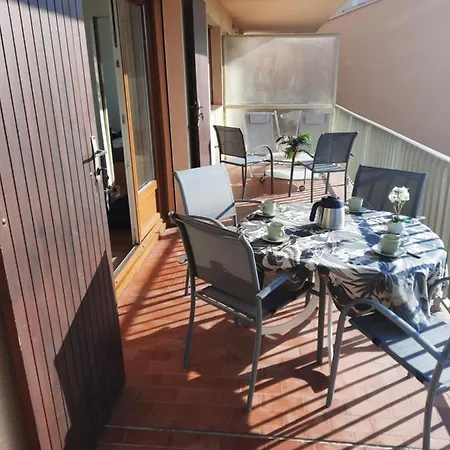 Emplacement Ideal. Centre Et Plages. Apartment *
